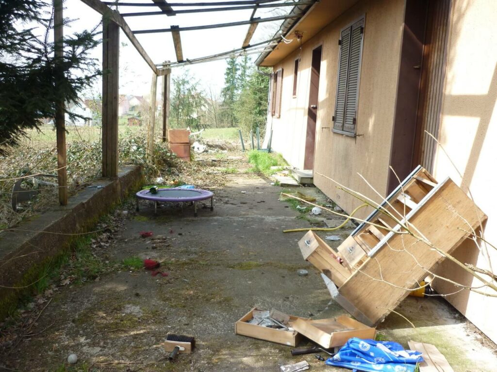 débarras terrasse extérieur à gray