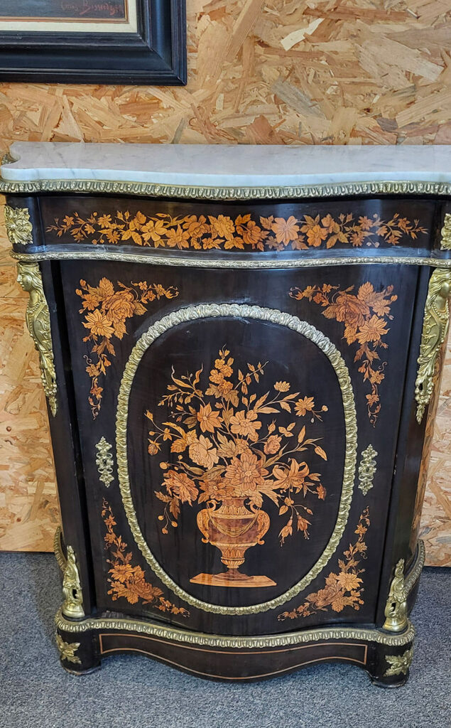 brocanteur 25 votre meuble ancien dans le Doubs